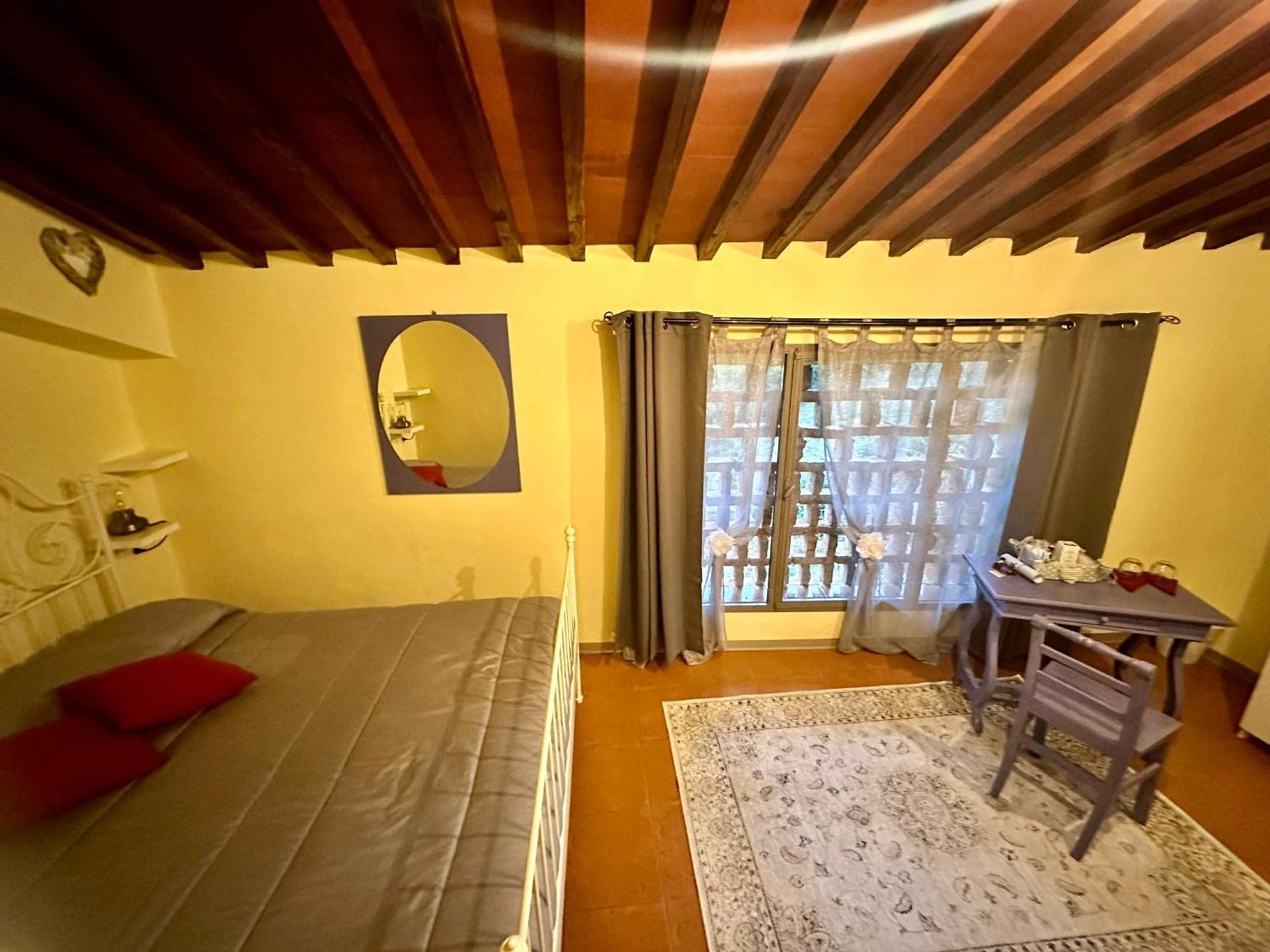 פונטאסייבה Agriturismo Tassinaia מראה חיצוני תמונה